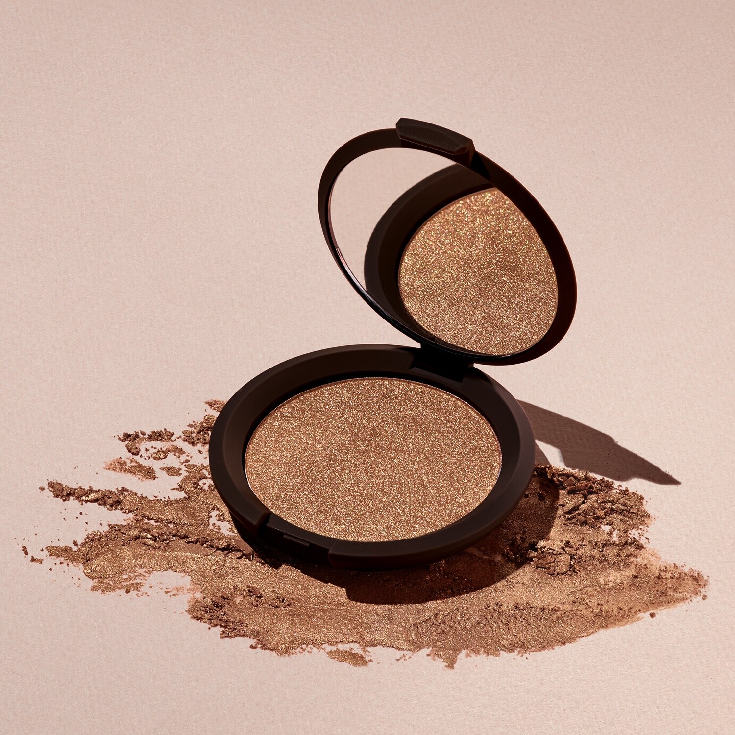 SHIMMERING SKIN PERFECTOR (ILUMINADOR EN POLVO)